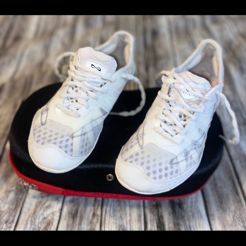 Infinity Shoes Size 8.5